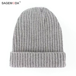 Gorro de punto cálido de Color sólido <span class=keywords><strong>con</strong></span> logotipo bordado personalizado a la moda - Product Image 2