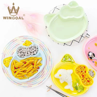 Assiette de petit déjeuner irrégulière en céramique belle assiette de dessin animé assiette de séparation chat mignon