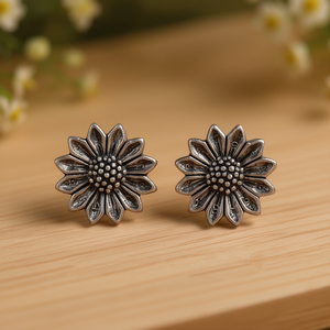 E3162 Orecchini a Perno con Fiore in Argento Anticato, Gioielli Unisex in Lega Vintage - Product Image 2