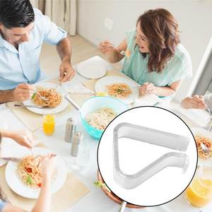 24 pièces de pinces pour <span class=keywords><strong>nappe</strong></span> transparentes et transparentes <span class=keywords><strong>pince</strong></span> pour <span class=keywords><strong>nappe</strong></span> en plastique <span class=keywords><strong>pince</strong></span> pour couverture de table coupe-vent - Product Image 5