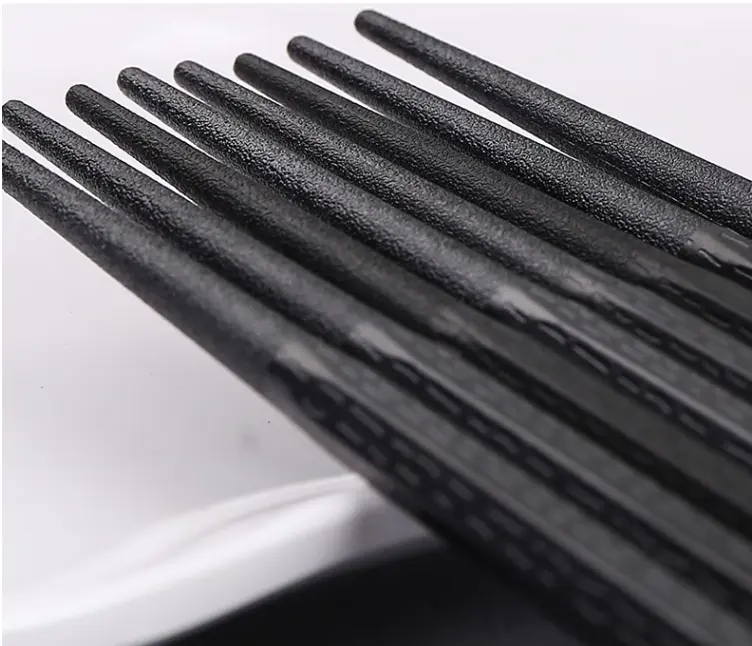 Palillos negros reutilizables, juego de regalo de palillos dorados de estilo japonés antideslizante para cocina casera, hotel, herramientas de comedor de restaurante