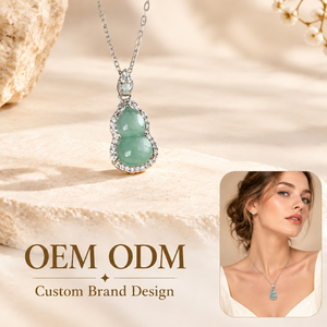 Collar con colgante de calabaza verde claro imitación jade, diseño OEM/ODM, venta al por mayor, joyería elegante para mujer, material personalizable - Product Image 1
