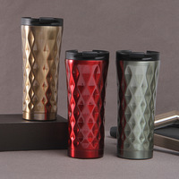 Gobelet isotherme portable en acier inoxydable à motif diamant concave créatif, style moderne et simple, résistant à l'eau bouillante, grande capacité