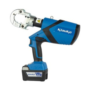 Pince à sertir hydraulique sans fil Klauke EKM6022CFM pour câbles industriels, à alimentation par batterie, pour fils en acier à entrée supérieure - Product Image 1