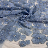 Tissu en maille de polyester pour broderie, dentelle de tulle de luxe avec fleurs 3D, perles et sequins pour mariée
