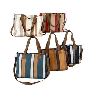 Sacs fourre-tout en toile personnalisés à rayures, grande capacité, broderie de lettres, fermeture éclair, pour femmes, vente en gros - Product Image 1