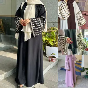 Großhandel 2024 neues einfaches palästinensisches Keffiyeh-Stil besticktes offenes Abaya weiches Crepe muslimisches Kleid Dubai Abaya