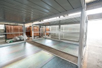 Maison conteneur préfabriquée moderne de 20 pieds, certifiée CE, économique sur les frais de transport (réduction de 50 %), idéale pour les projets de logement de travailleurs.