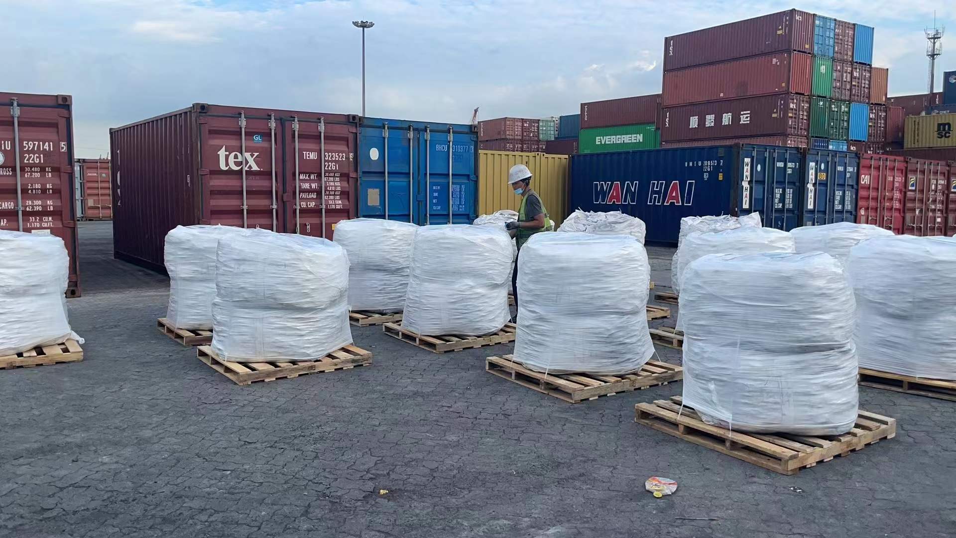 product-1-1 product-1-1