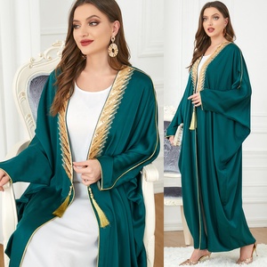 Vêtements islamiques Loriya Garment Middle East pour l'Aïd, robes d'Arabie Saoudite et de Dubaï avec bordure dorée, kaftan vert <span class=keywords><strong>abaya</strong></span> - Product Image 3