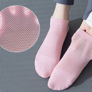 Calcetines de malla para Pilates, calcetines deportivos de yoga con puntos de silicona para interiores - Product Image 5