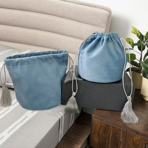 Chuanghua Eco Friendly Luxury Velvet <b>Dust</b> <b>Bag</b> <b>Dust</b> <b>Bags</b> Custom Packaging <b>Bag</b> Velvet Round Pouch With Tassel - Product Image 1