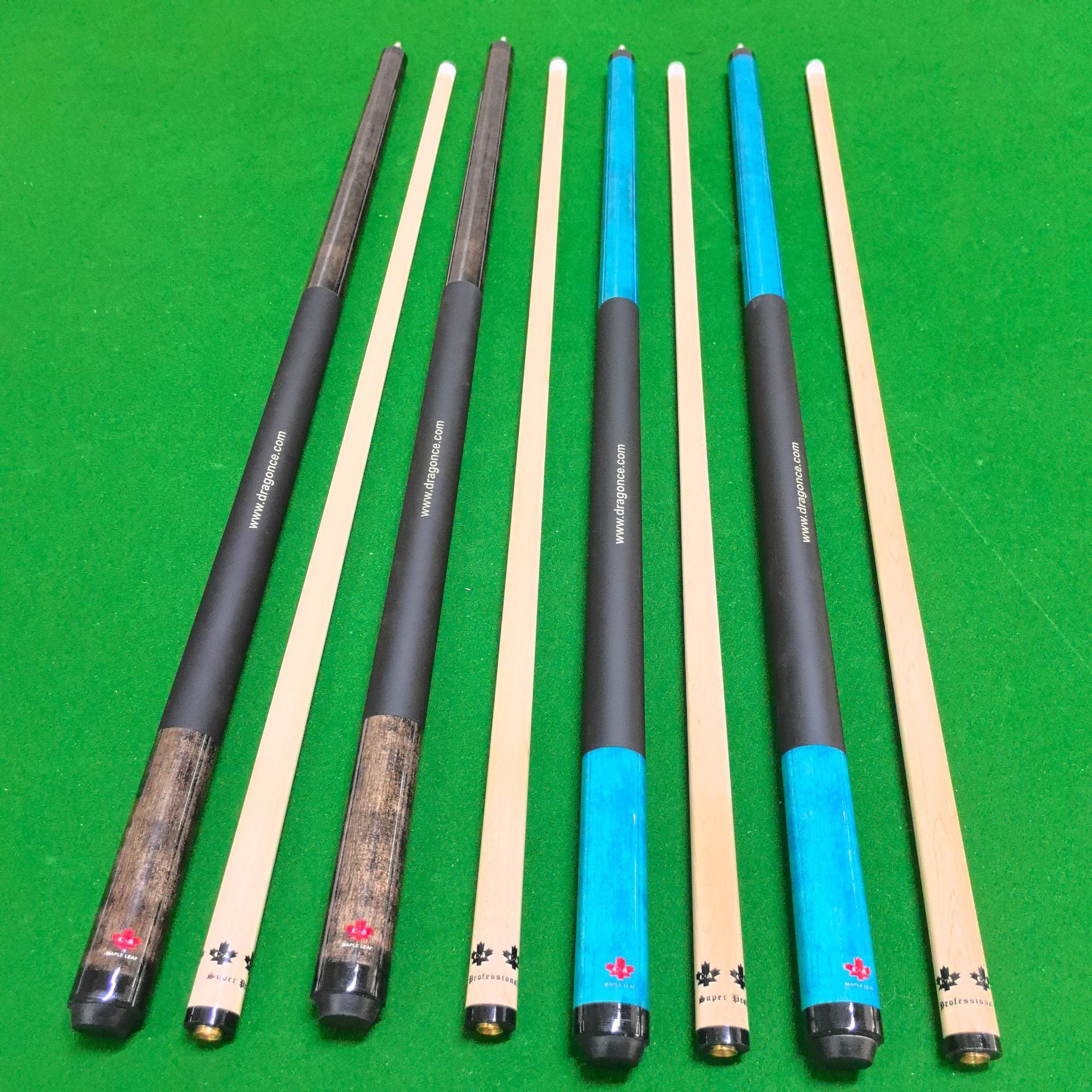 Brand New 1/2 American Cues Fashionable Maple Leaf Design
