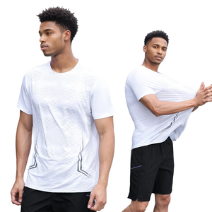 เสื้อยืดโพลีเอสเตอร์แบบเรียบ ขายส่ง ระบายอากาศ แห้งเร็ว คอกลม สำหรับผู้ชาย เสื้อกีฬา ทรงเข้ารูป เสื้อยิมสั่งทำได้ - Product Image 5