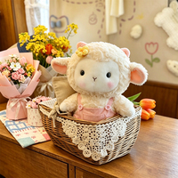 Peluche Mouton Mignonne en Gros du Fabricant avec Fleur Tricotée, Poupée Mouton Rembourrée en Coton PP pour Enfants, Cadeau de Saint-Valentin