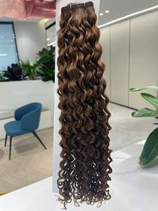 Qingdao <span class=keywords><strong>Alano</strong></span> Invisible Doble dibujado Máquina rusa Trama Extensión de cabello rizado profundo Personalizar Extensión de cabello de trama plana de seda - Product Image 3