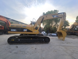 รถขุด CAT 320CL มือสอง ขนาด 20 ตัน รถขุดไฮดรอลิกแบบตีนตะขาบ รถขุด Caterpillar 320CL มือสอง สำหรับงานดิน - Product Image 4