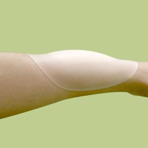 Silikon Göğüs Ucu Kapatıcıları Yeniden Kullanılabilir Yapışkan Görünmez Meme Ucu Bantları Kadınlar İçin Straplez Üstler Toptan OEM ODM Mevcut - Product Image 6