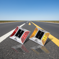 Borne de signalisation routière solaire haute intensité à LED clignotante, coque en aluminium, haute résistance, réfléchissante, type œil de chat, pour la sécurité routière