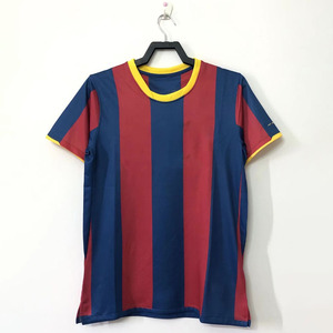 Camiseta de Fútbol Retro Personalizada al por Mayor, Versión Tailandesa 2010, de Alta Calidad, para Club, 100% Poliéster - Product Image 1