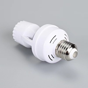 สวิตช์อัจฉริยะข้ามพรมแดนพร้อมเซ็นเซอร์ตรวจจับอินฟราเรดแบบปรับได้ ขั้วหลอด E27 พร้อมเซ็นเซอร์ตรวจจับการเคลื่อนไหวของมนุษย์ - Product Image 3