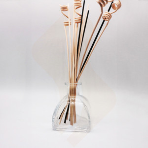 Vente Personnaliser Cap Unique Verre Huile D'<span class=keywords><strong>olive</strong></span> Aromathérapie Rechargeable Voiture Rafraîchisseur Reed Diffuseur Bouteille 50ml 100ml - Product Image 3