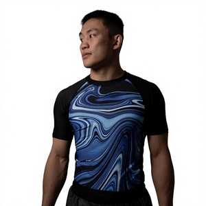 เสื้อรัดกล้ามเนื้อแขนสั้นผู้ชาย พิมพ์ลายคลื่นสีน้ำเงินด้วยเทคนิค Sublimation แห้งเร็ว คุณภาพสูง ผลิตจากโพลีเอสเตอร์ - Product Image 2