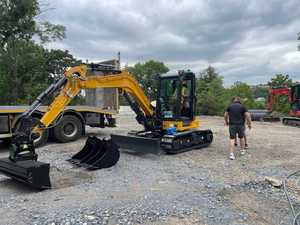 Excavadora Hidráulica de 5 Toneladas, Modelo 9051FZTS, con Chasis Resistente para Terrenos Difíciles y Operación Continua - Product Image 6