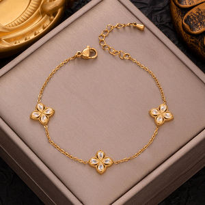 CDD غرامة الفولاذ المقاوم للصدأ الأبيض الزركون أربع أوراق البرسيم سوار للنساء محظوظ البرسيم الأزياء سلسلة المعصم المجوهرات - Product Image 1