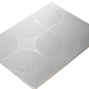 Soffitto in PVC Moderno Quadrato per Decorazione d'Interni, Uso Acustico in <span class=keywords><strong>Bagno</strong></span>, Sospeso, Ignifugo, Garanzia a Vita, Prodotto in Cina - Product Image 1