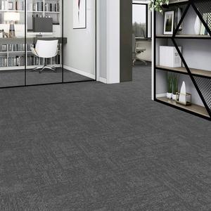 Dalles de moquette carrées rayées sur mesure avec support en PVC, moquette de luxe moderne pour bureau, hôtel et chambre - Product Image 2