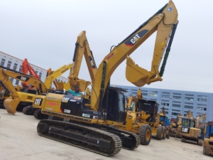 รถขุดตีนตะขาบ CAT 320D ปรับสภาพใหม่ พร้อมใช้งาน ชั่วโมงการทำงานต่ำ สีเดิมจากโรงงาน มีสินค้าในสต็อก อะไหล่แท้จากโรงงาน - Product Image 6