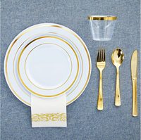 Service de vaisselle jetable doré 175 pièces pour fête, 25 invités : 25 assiettes en plastique dorées, 25 assiettes à dessert et couverts