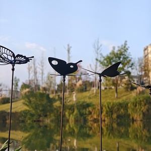 Ornements de jardin en métal noir, sculpture d'oiseau, motif animal, pour extérieur, avec bouquet décoratif, finition polie, vente en gros, Green the Easy Flowers - Product Image 2