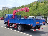 Camion grue à flèche télescopique Dongfeng 4X2 5T, grue mobile montée sur camion