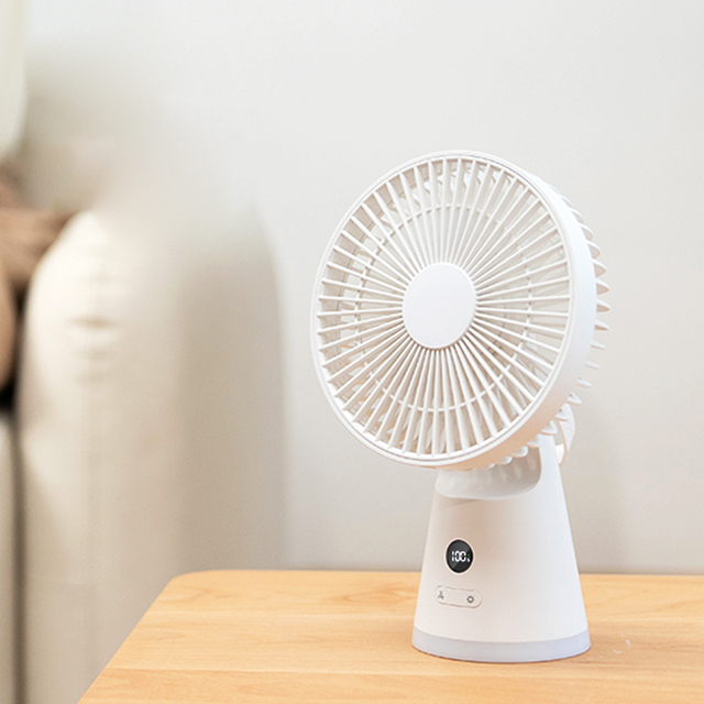 Hot Sell Portable Electric Fan Usb Rechargeable Fans Bottom Night Light Table Fan for Home