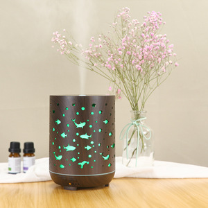 Humidificador de aire ultrasónico para el hogar, difusor de Aroma para aceites esenciales, aromaterapia, en Color madera con luz, 300ml - Product Image 3