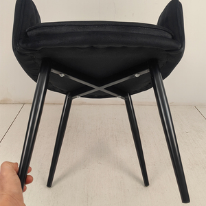 <span class=keywords><strong>Chaise</strong></span> de salle à manger en tissu de style classique avec structure en métal, couleurs personnalisées, <span class=keywords><strong>chaise</strong></span> rembourrée en velours pour usage domestique et commercial - Product Image 5