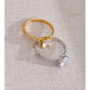 Anello JINYOU 3019 6789 in Acciaio Inossidabile Placcato Oro con Zircone Brillante, Anello <span class=keywords><strong>di</strong></span> <span class=keywords><strong>Fidanzamento</strong></span> per Donna - Product Image 2