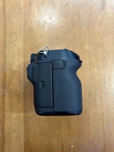 กล้องระดับมืออาชีพ Fujifilm GFX100S II กล้องดิจิตอลฟอร์แมตกลางน้ำหนักเบา ความละเอียด 102MP - Product Image 4
