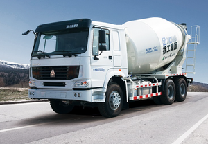 Camión Mezclador de Concreto Mini XCM-G 7.5m3 8m3 G4802D en Venta - Product Image 4