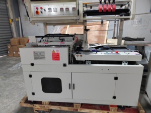 Máquina de envasado retráctil automática POF, máquina de embalaje de túnel neumático para regalo de jabón, película plástica, sellador L, aplicación de alimentos - Product Image 4