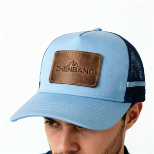 Casquette Trucker Personnalisée en Maille Respirante avec Patch en Cuir et Logo Gravé – Écussons Thermocollants en Gros pour Usage Extérieur et Promotionnel - Product Image 5