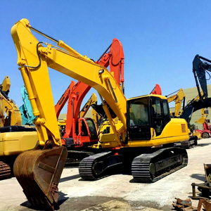 รถขุดตีนตะขาบ Komatsu PC200 มือสอง เครื่องยนต์ Komatsu แท้ 103 กิโลวัตต์ น้ำหนักใช้งาน 20000 กิโลกรัม ชั่วโมงการใช้งาน 4001-6000 ชั่วโมง แบริ่งไฮดรอลิก - Product Image 1