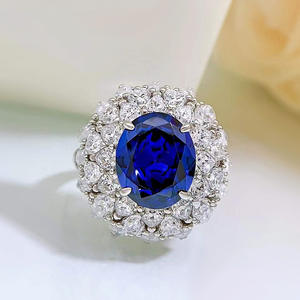 De Nieuwe 925 Zilveren 5-karaats 5a Zirkoonring Wordt Rechtstreeks Verkocht Door De Vrouwelijke Duivenbloedrode Edelsteenringfabrikant Van De Zware Industrie - Product Image 2