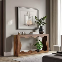 Table console d'entrée en bois massif élégante et luxueuse de style mid-century avec une touche sophistiquée, design moderne pour le salon