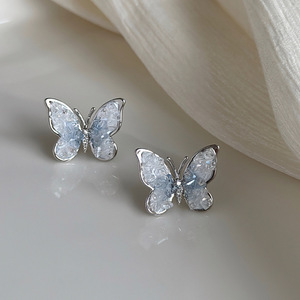 Pendientes de tuerca de flor de concha de mariposa de cristal azul y rosa degradado de moda para mujer para Bodas de primavera y verano dulce y atractivo - Product Image 4