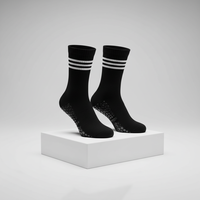 Chaussettes de yoga Pilates en coton colorées personnalisées antidérapantes pour femmes