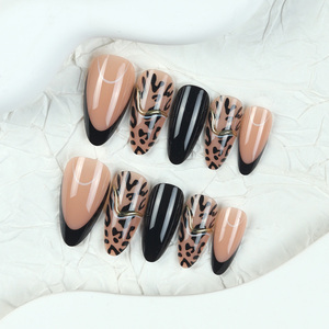 Puntas de Arte de uñas chapadas en oro con estampado de leopardo de estilo francés Uñas artificiales usables completas - Product Image 5