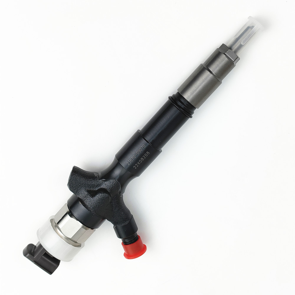 Fuel Injector 23670-09070 Common Rail Injetor 095000-5921 for TOYOTA 1KD-FTV